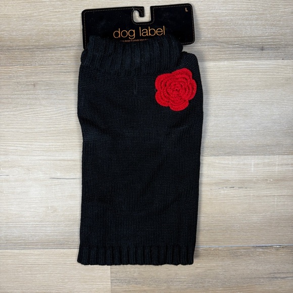 Other - NWT Black Dog Sweater with Red Rosette, Size Large
